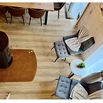10-personen-wellness-chalet In Erster Reihe Am