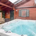 10-personen-wellness-chalet In Erster Reihe Am