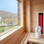 10-personen-wellness-chalet In Erster Reihe Am
