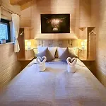 10-personen-wellness-chalet In Erster Reihe Am Ferienhaus *