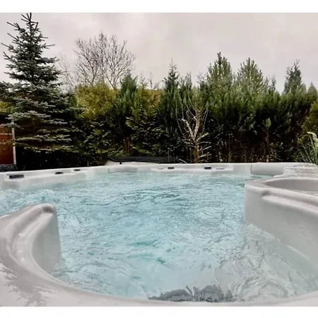 Feriehus 10-personen-wellness-chalet In Erster Reihe Am Rieden (Mayen-Koblenz)