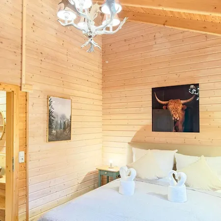 10-personen-wellness-chalet In Erster Reihe Am Feriehus Rieden (Mayen-Koblenz)