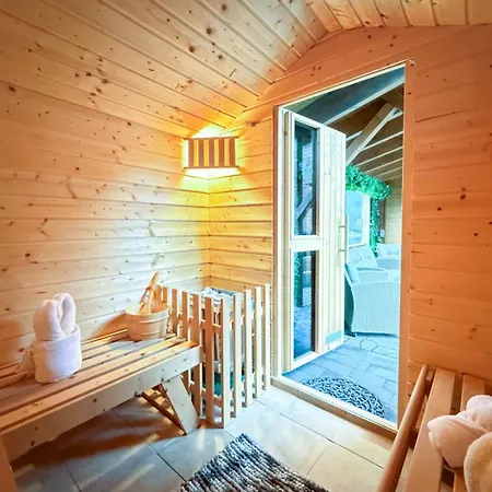 10-personen-wellness-chalet In Erster Reihe Am Feriehus Rieden (Mayen-Koblenz)