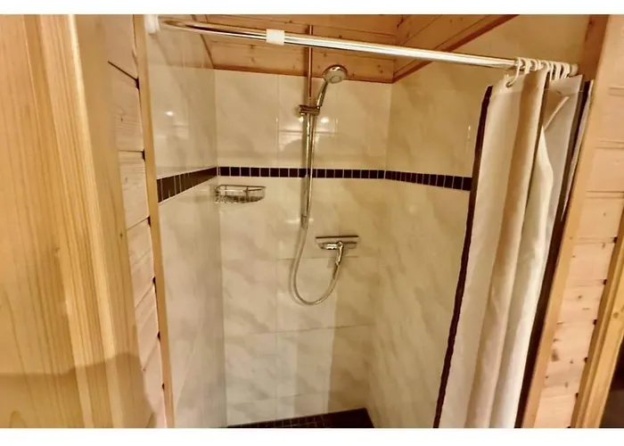 10-personen-wellness-chalet In Erster Reihe Am בית נופש Rieden (Mayen-Koblenz)