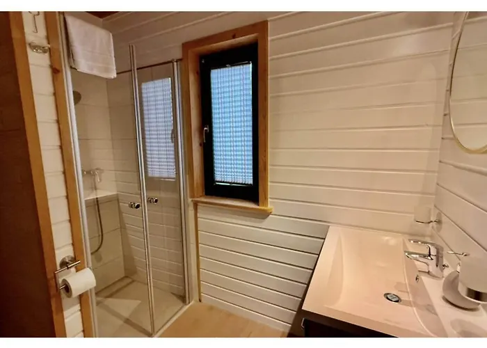 בית נופש 10-personen-wellness-chalet In Erster Reihe Am *