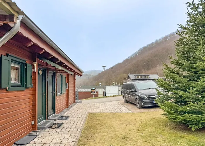 בית נופש 10-personen-wellness-chalet In Erster Reihe Am *