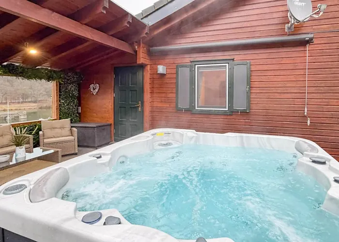 10-personen-wellness-chalet In Erster Reihe Am